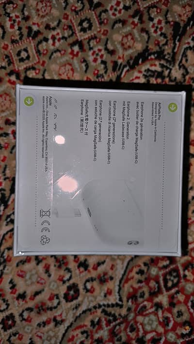 Airpods (2nd generation)