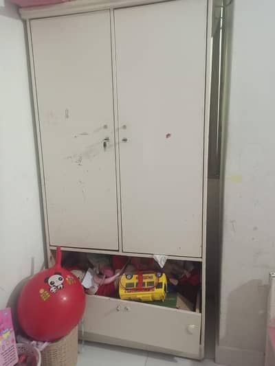 Kids chipboard wardrobe