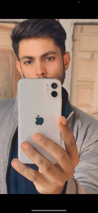 Sell iphone11 64gb waterpak clean set