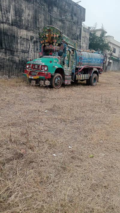 bedford water tanker