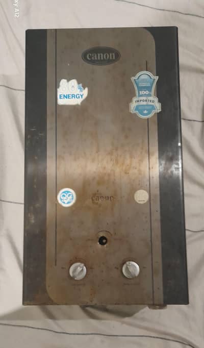 Canon instant geyser 10 L for sale