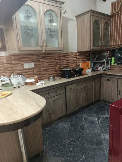 FOR SALE HOUSE 10 MARLA TRIPLE STORY MARBLE WOOD WORK BEAUTIFUL HOUSE TOP LOCATION GOOD INVESTMENT TIME MAIN COLLEGE ROAD NEAR GONDAL CHOWK TOWNSHIP LAHORE