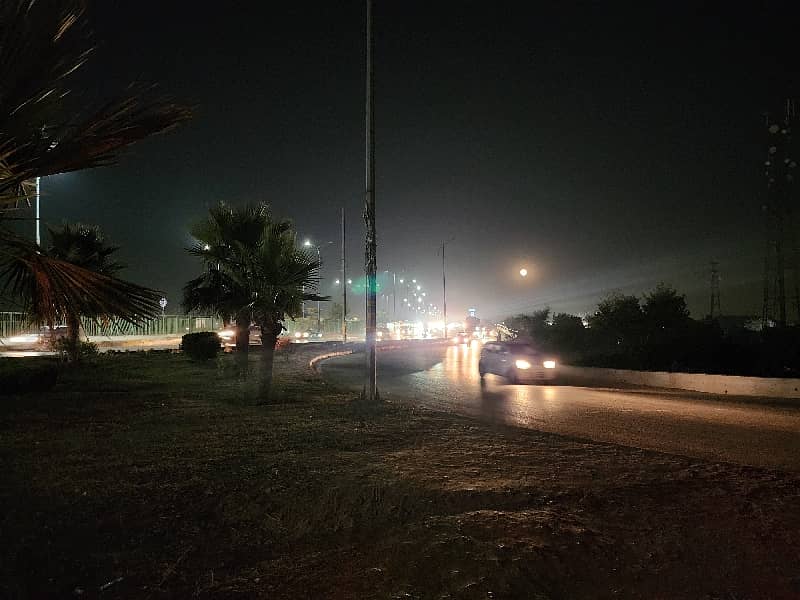 level solid 30x60 plot cda sector e16/3 0