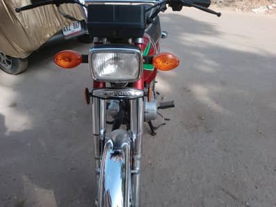Honda 125  contactnumber +92 337 2496173