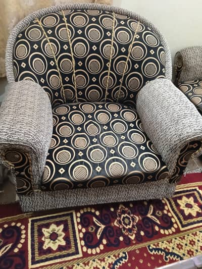 5 seater sofa set. 03083185965