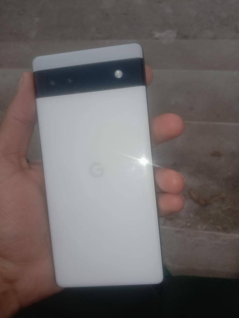 google Pixel 6a 1