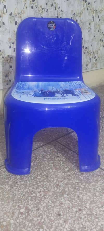 its comfortable and easily moveable chair for children