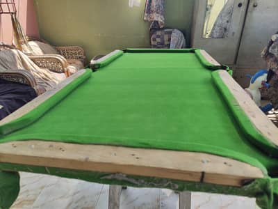 8 ball pool | 4 x 2 ft  | with balls and cue stick.