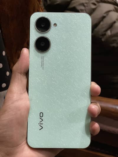Vivo Y03 8 GB with charger & box
