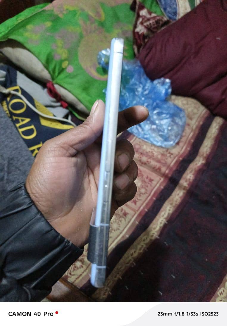 google pixel 8 pro 4