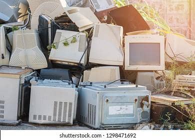 scrap puranay hard drive LCD computer