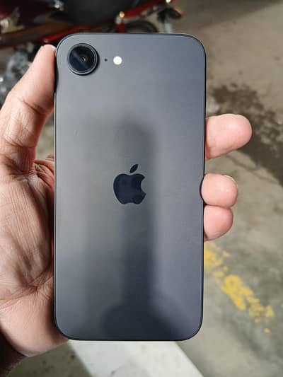 i phone . 16 E . Non pta  . jv  Brand new