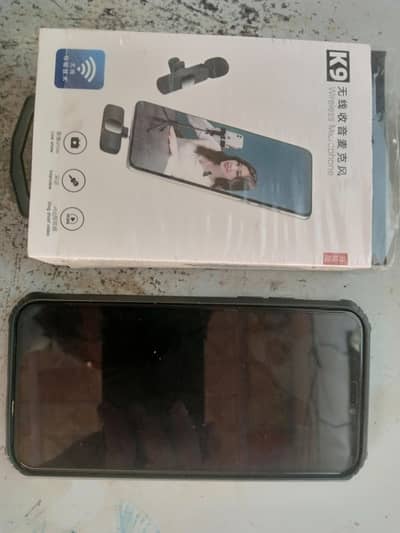 iPhone X 256 gb with free Mic for TikTok