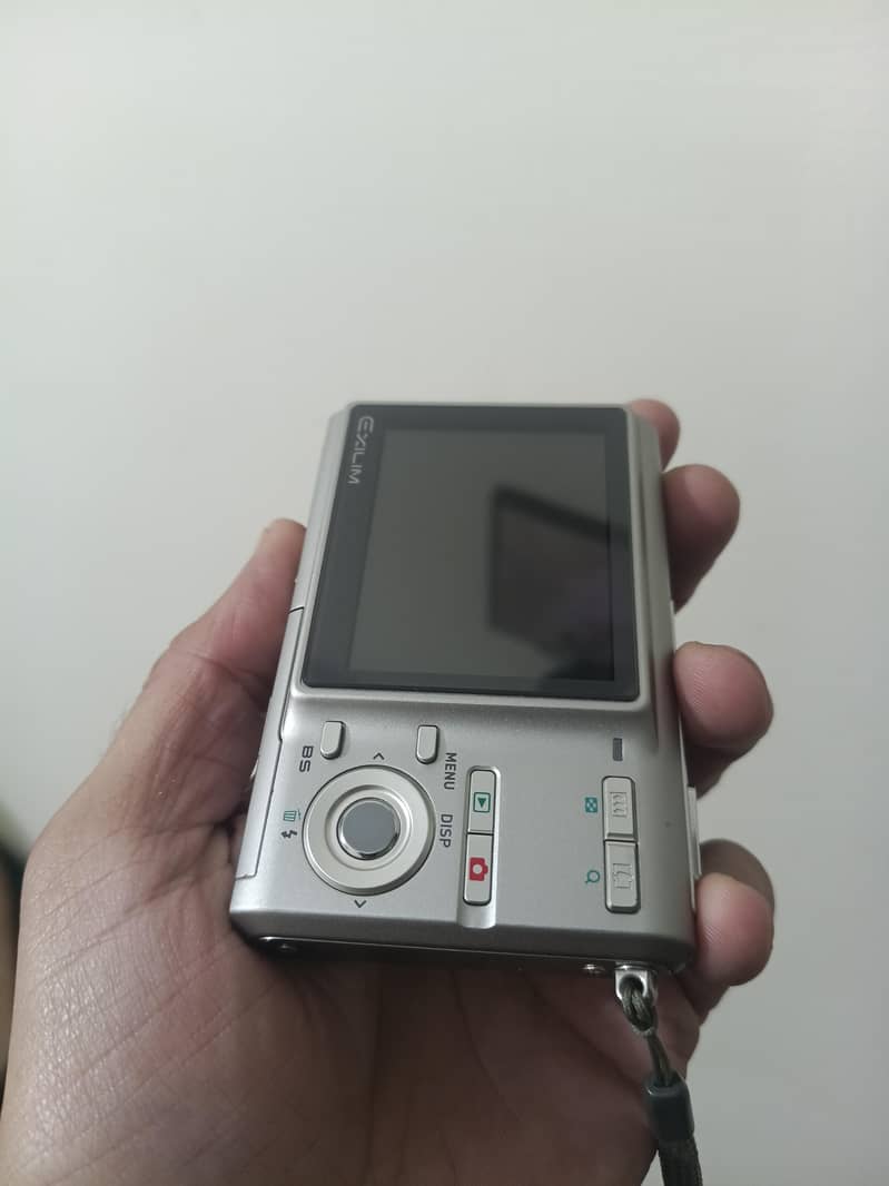 Casio 7.2 Megapixels Digital Camera 3