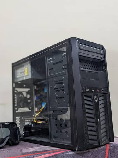 Intel Core i7-2600 | 8GB RAM | RX 470 4GB