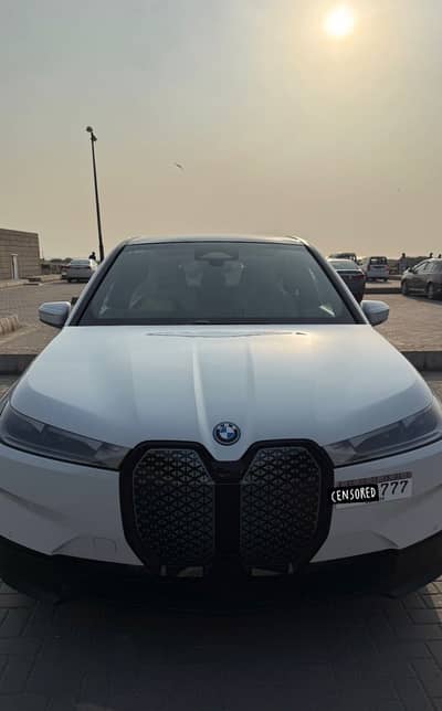 BMW IX X DRIVE 40