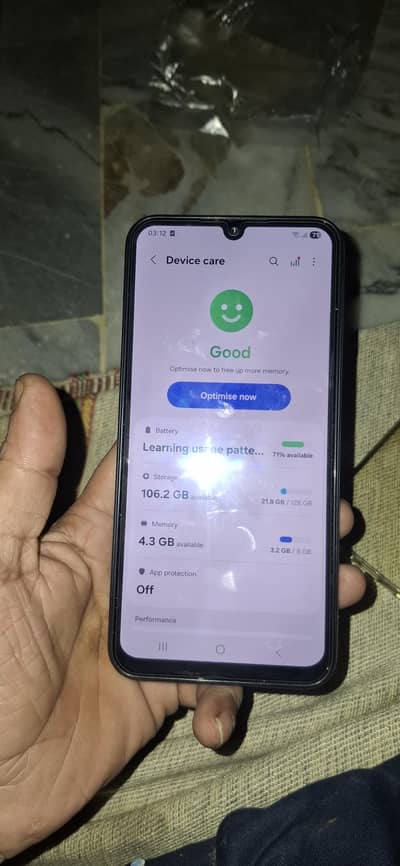 samsung A24 8gb rom 128gb memory box missing hai charger mil jaega