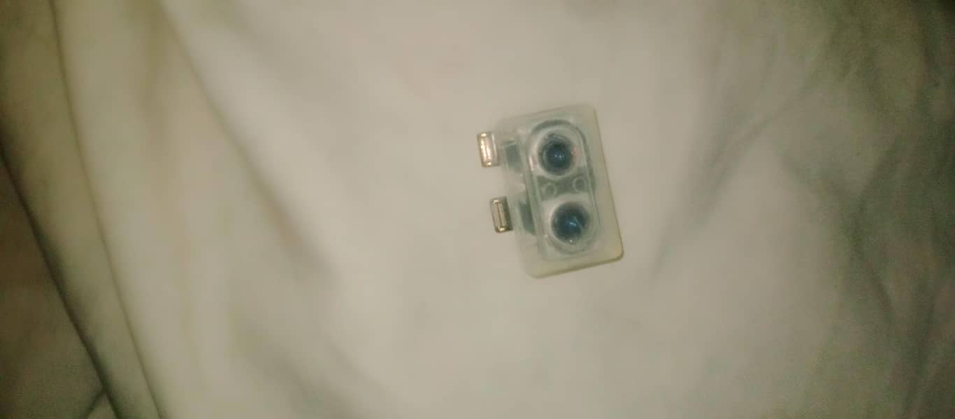 iphone X back camera 0