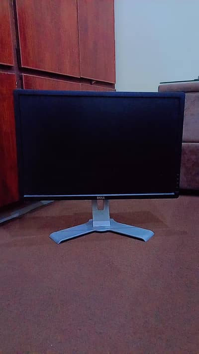 24 inch Dell LCD available for sale