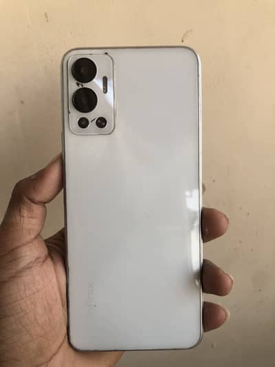 Infinix hot12