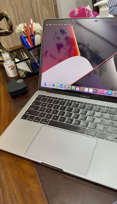 Apple Macbook Pro 2016/17