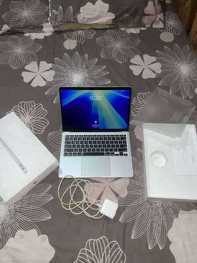 Apple MacBook Air M1 chip 2020 model full box