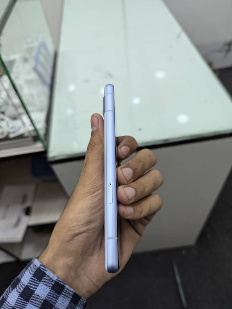 Google Pixel 7a (only device) 2