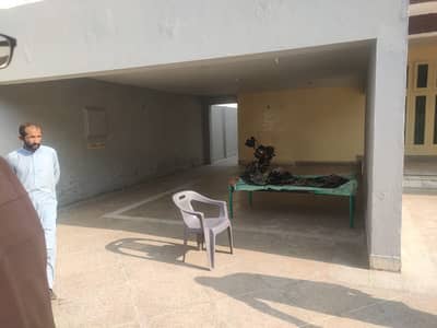 House Available For Commercial Use