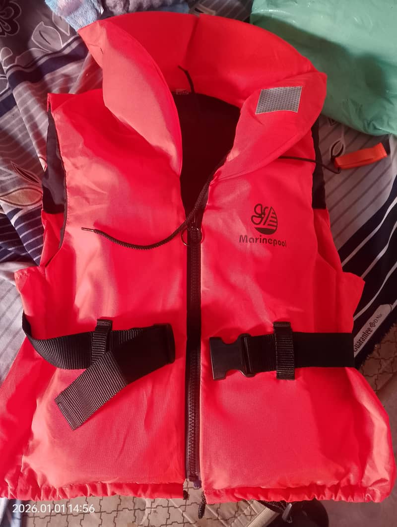 life jacket 1