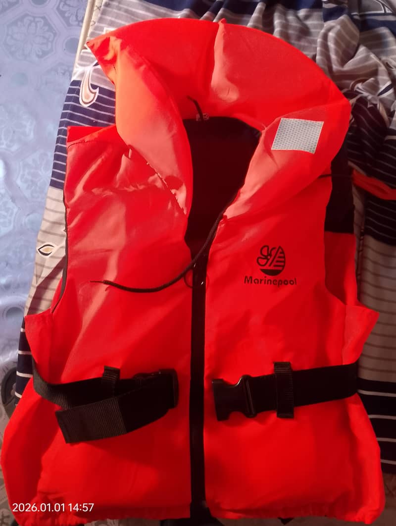 life jacket 2