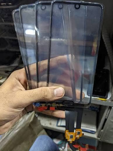 Aqous r3 touch panel