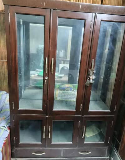 Showcase - Wood, mirror  and glasses