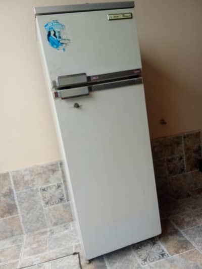 Phillips refrigerator, used, urgent selling