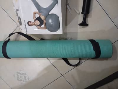 Miniso A1 condition yoga ball mat and jumping rope
