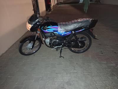 Honda pridor black 100cc