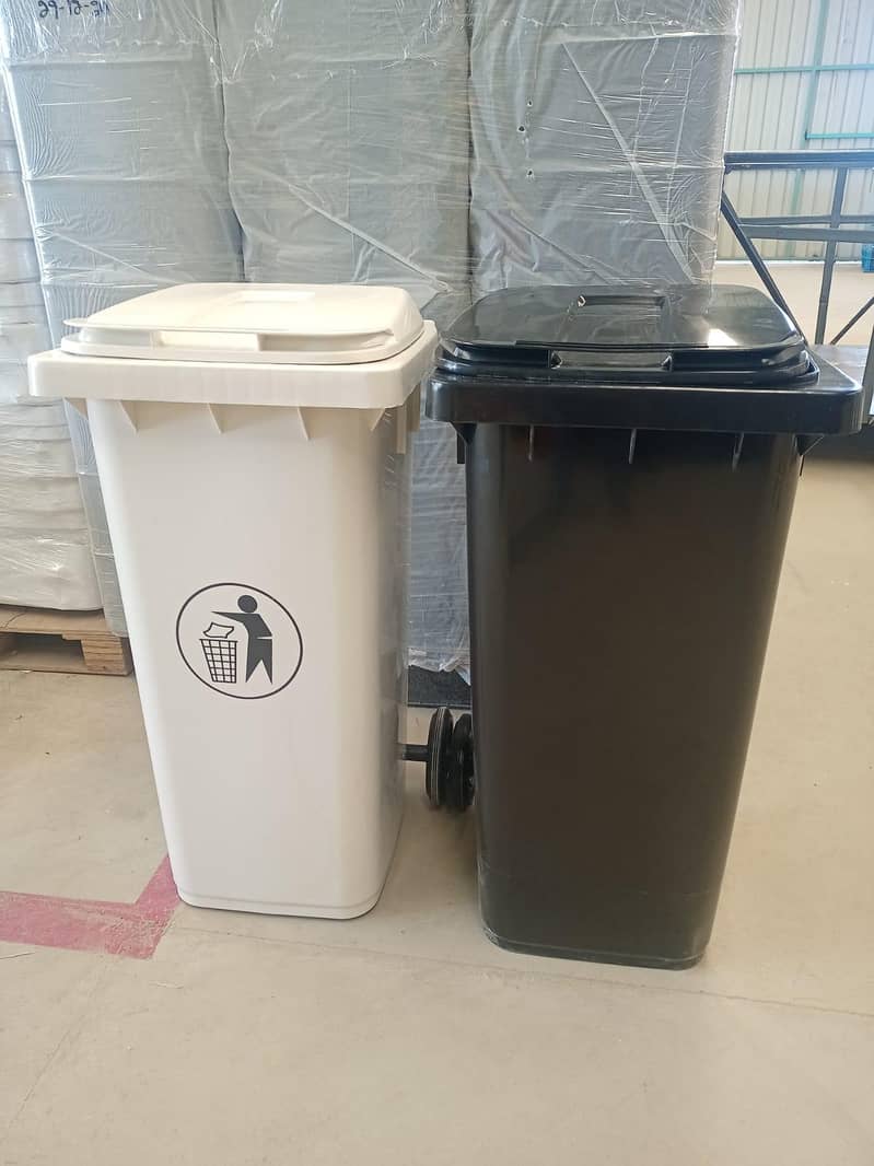 Plastic Dustbin 1