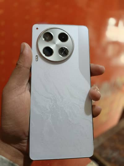 Tecno Camon 30 12+12/256, Final