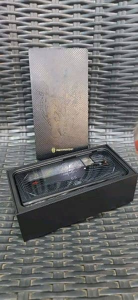 red magic 6s pro 16 GB RAM 256 GB memory 0347/5937/721