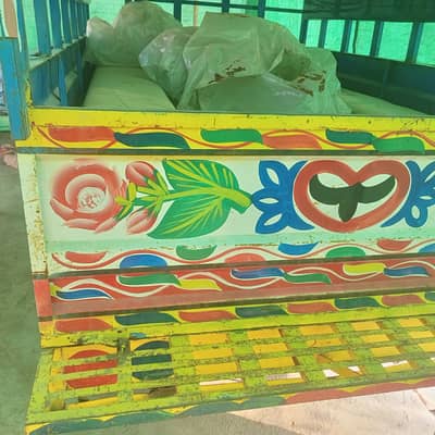 United motorcycle riksha model 2022. new tyres . Good condition.