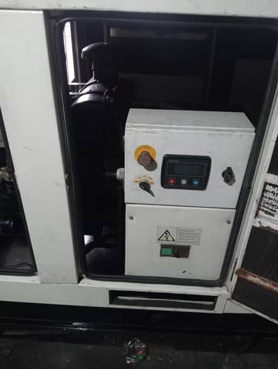 perkins faser 4 Slender Turbo 88 KVA