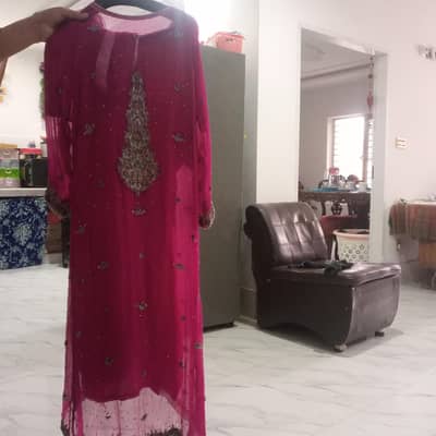 Embroiderd wear gown