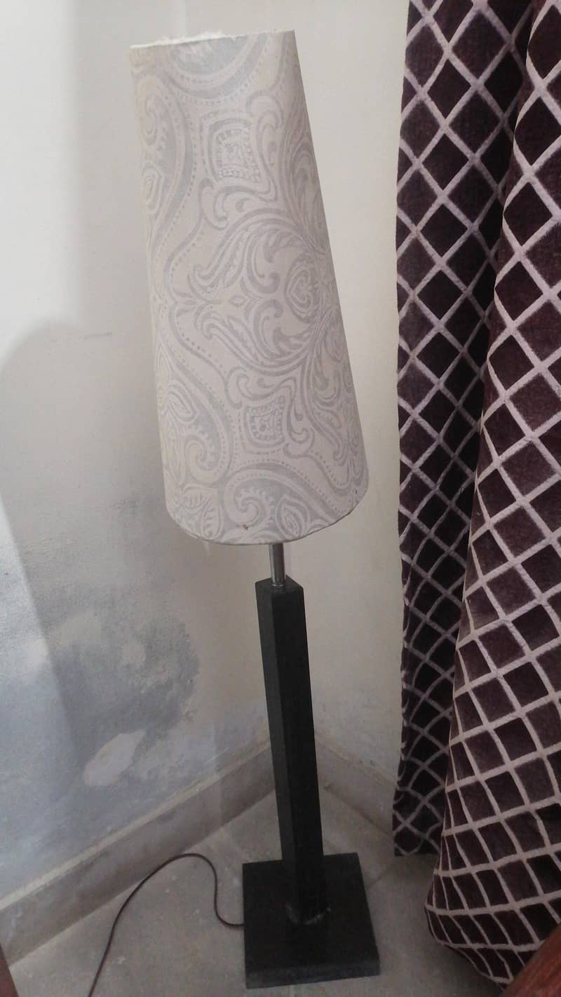stand lamp 1