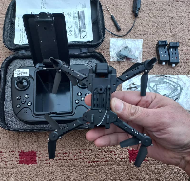 Mini Foldable Drone with Camera 4