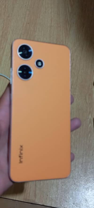 infinix hot 30i 8+8 128 mobile+charger all ok mobile