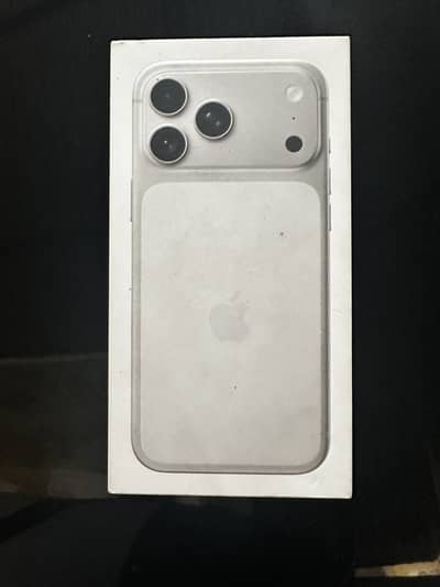 Iphone 17 pro max, unopened, 256GB Silver non-pta Factory unlocked