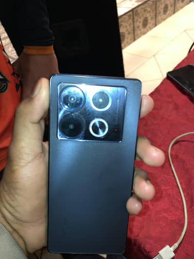 infinex note 40 8+8 256 with box charger 45 volt no open repair