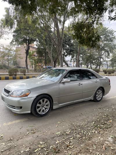 Toyota Mark ll grande WhatsApp no = 03049162280