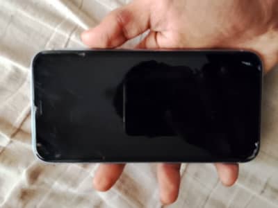 Iphon 11 ha battery 71 ha our pelan par thora sa kerac ha