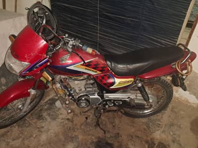 Honda 125 Delx CSD Army person ues bike