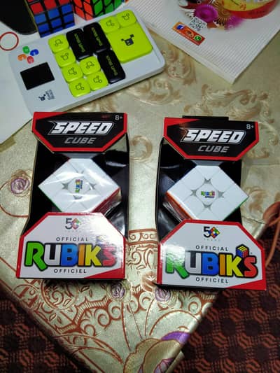 Rubik's Official Magnetic 3x3 M